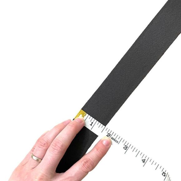 Coldwater Creek leather belt round brass tooled buckle Size L brown boho western - Picture 9 of 9